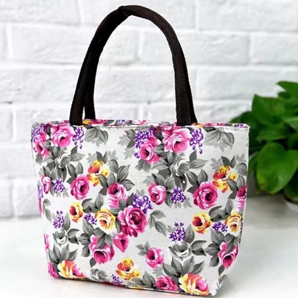 Womens floral print canvas handbag. New - Picture 4 of 6